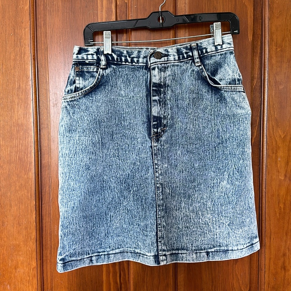 Cap Ferrat Acid Wash Jean Skirt